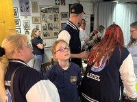 Leonie Longerich (kommende Kindertollität Gleuel) erzielt beim Osterschießen der Schützen in Fischenich mehr Punkte als Ihr Prinzenführer Johannes